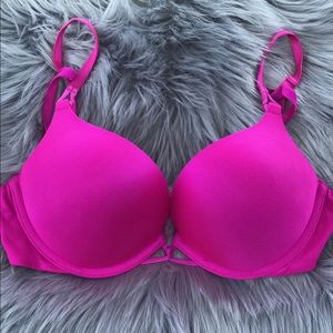 Victoria’s Secret Push-up Bra.